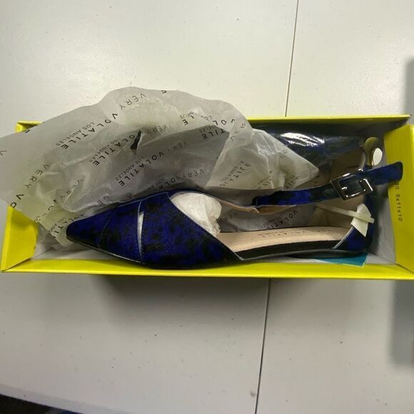 NIB Very Volatile Women’s Blue Leopard Print Flat Shoes Pointy Toe Straps-Size 7 - Picture 4 of 8